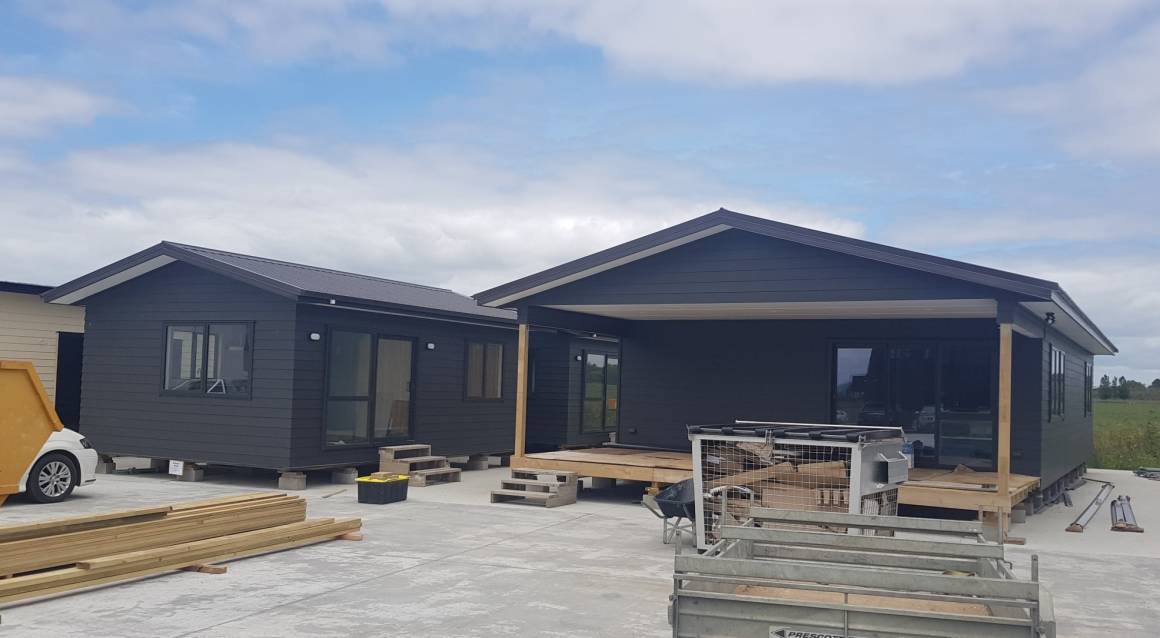 HOUSE & CABINS FOR OHURA