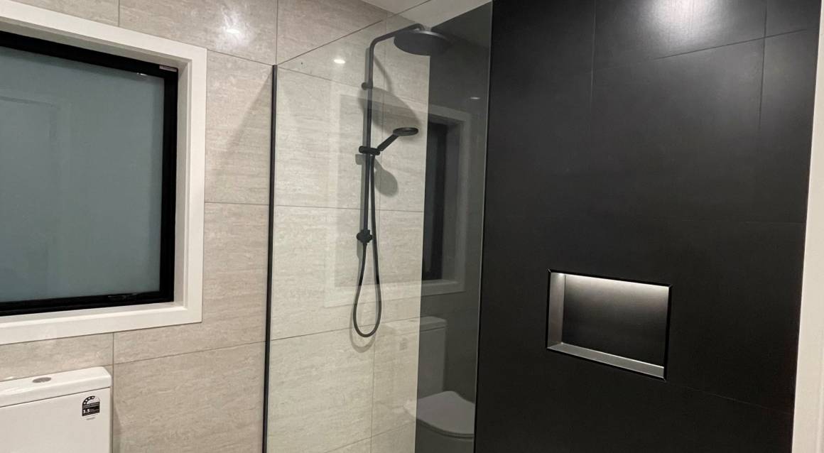 Design and Build 128m² - Bathroom